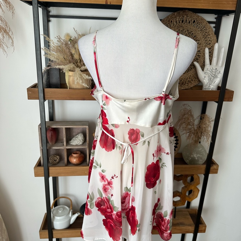 Vintage red rose satin silky 3 piece lingerie set - Picture 7 of 14